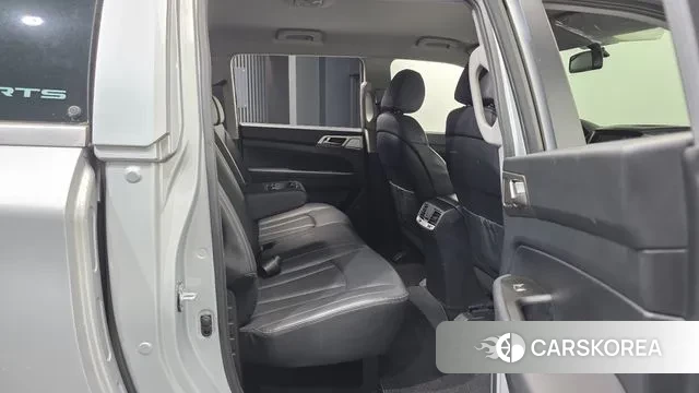 Ssangyong Rexton Sports 2018 Серебристо-серый из Кореи, фото 3