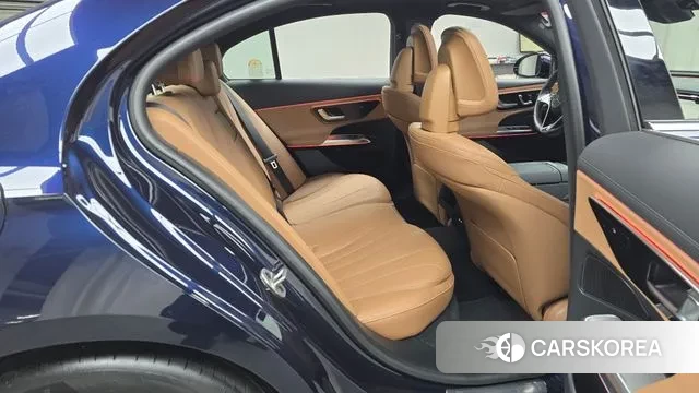 Mercedes-Benz E-Class W214 2025 Синий из Кореи, фото 3