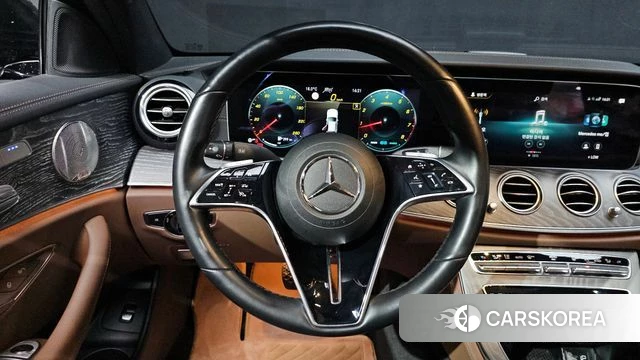 Mercedes-Benz E-Class W213 2022 Черный из Кореи, фото 3