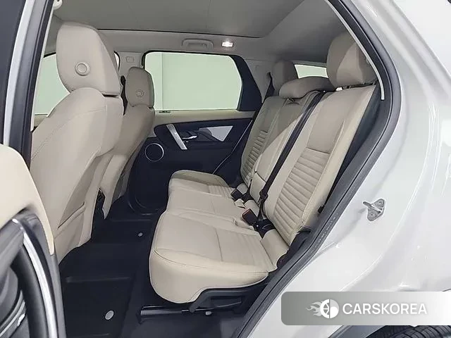 Land Rover Discovery Sports 2nd Generation 2024 Белый из Кореи, фото 3