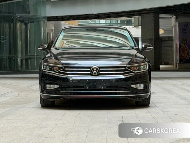 Volkswagen Magotan 2021 Черный из Китая, фото 3