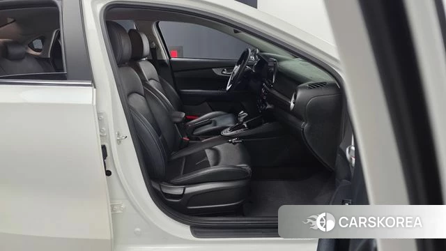 Kia Come New K3 2020 Белый из Кореи, фото 3