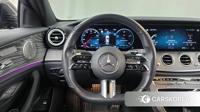 Mercedes-Benz E-Class W213 2021 Серый из Кореи, фото 3