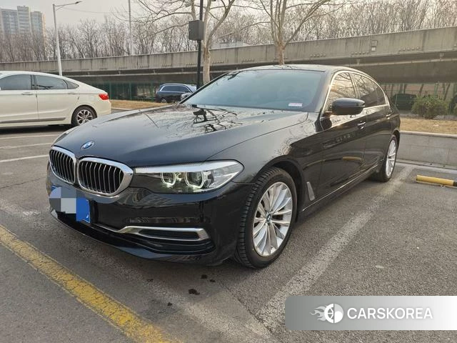 BMW 5 series 2020 Черный из Китая, фото 3
