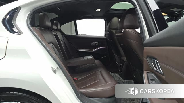 BMW 3 Series (G20) 2019 Белый из Кореи, фото 3