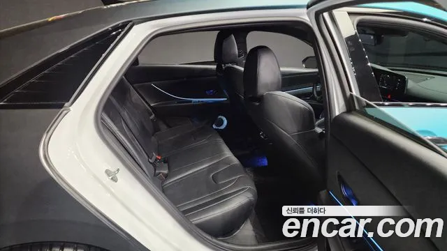 Hyundai Avante (CN7) 2022 Черный из Кореи, фото 3