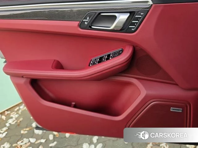 Porsche Macan 2023 Серый из Кореи, фото 3