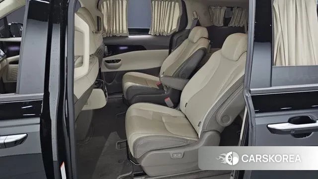 Kia Carnival 4th generation 2022 Черный из Кореи, фото 3