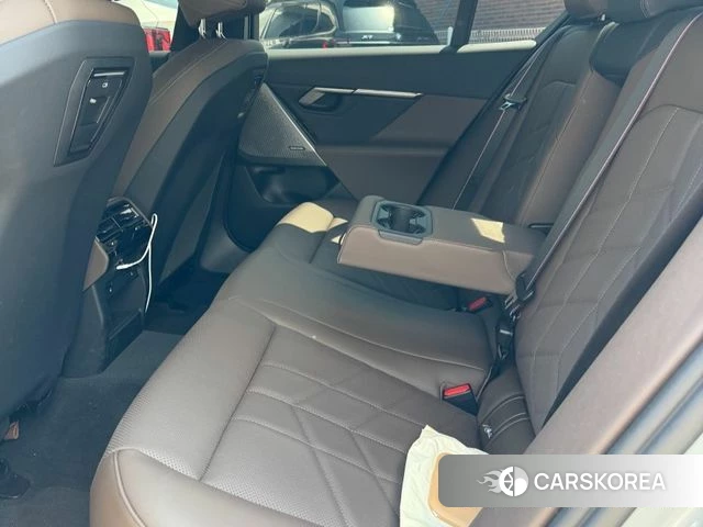 BMW 5 Series (G60) 2025 Коричневый из Кореи, фото 3