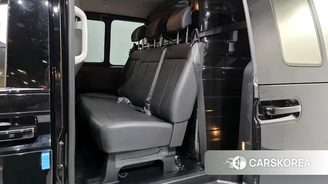 Hyundai Staria 2024 Черный из Кореи, фото 3