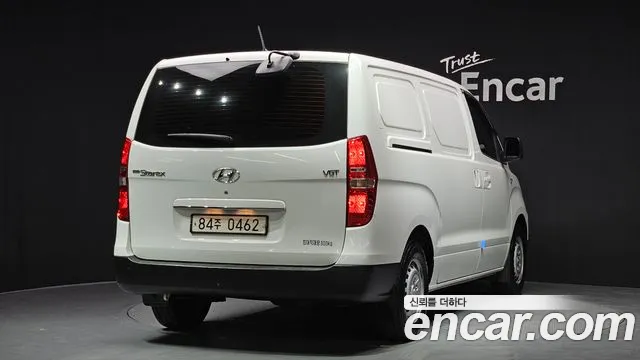 Hyundai The New Grand Starex 2021 Белый из Кореи, фото 3