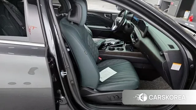 Kia K8 Hybrid 2024 Серый из Кореи, фото 3