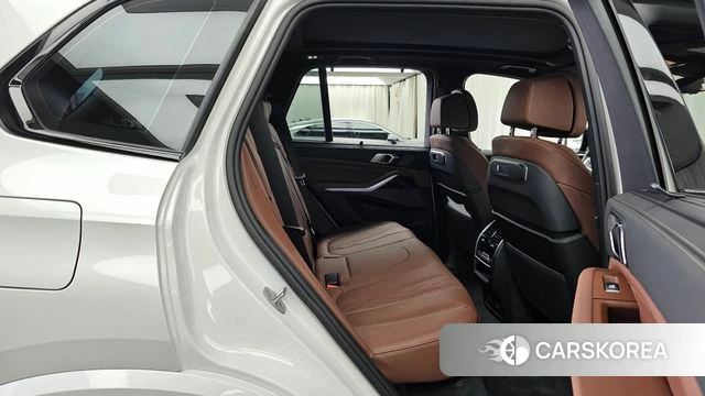 BMW X5 (G05) 2025 Белый из Кореи, фото 3