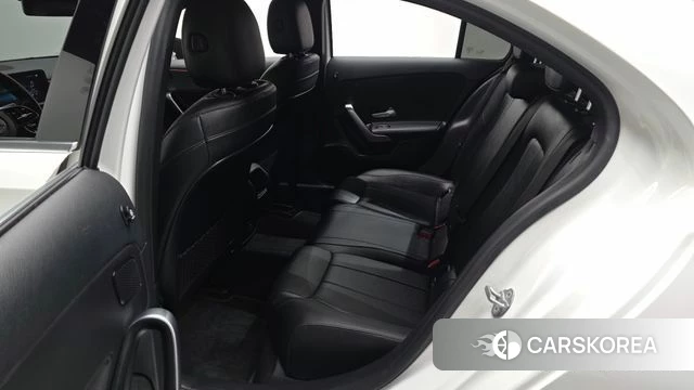 Mercedes-Benz A-Class W177 2021 Белый из Кореи, фото 3