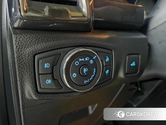 Ford Ranger 3rd Generation 2022 Черный из Кореи, фото 3