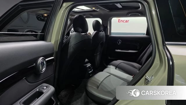 Mini Cooper Clubman 2019 Светло-зеленый из Кореи, фото 3