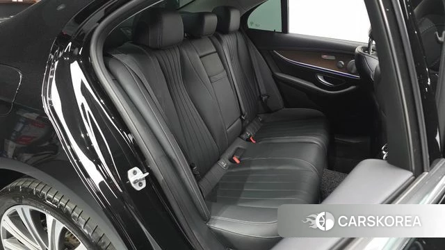Mercedes-Benz E-Class W213 2020 Черный из Кореи, фото 3