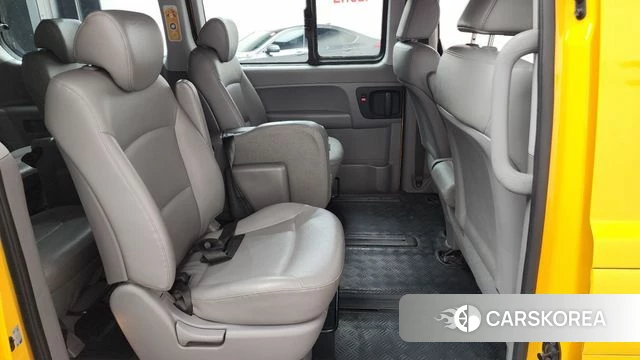 Hyundai The New Grand Starex 2021 Желтый из Кореи, фото 3