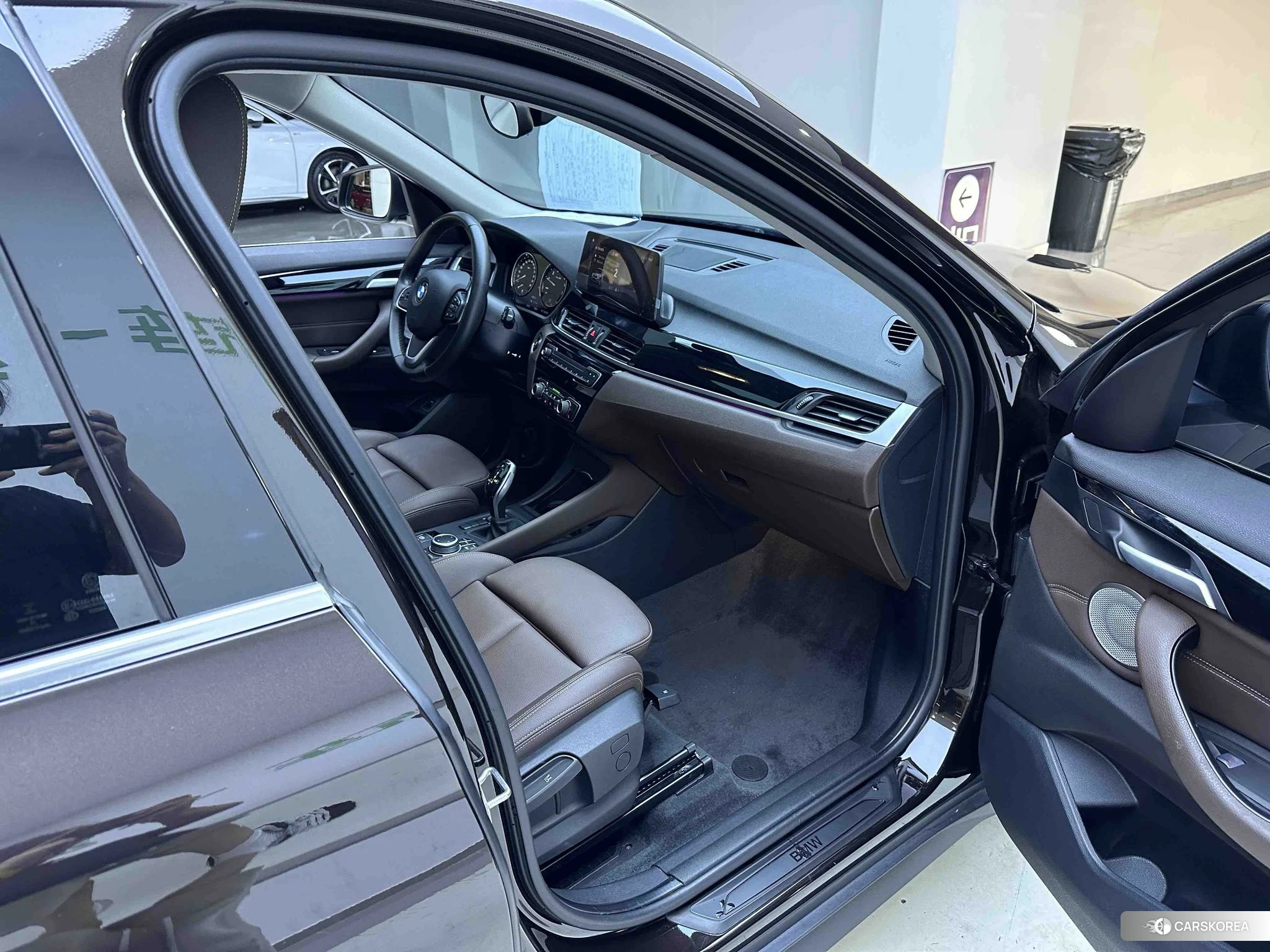 BMW X1 2021 Черный из Китая, фото 3