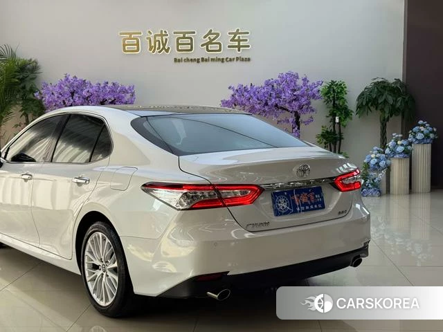 Toyota Camry 2020 Белый из Китая, фото 3