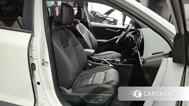Kia Di All New Niro EV 2024 Белый из Кореи, фото 3