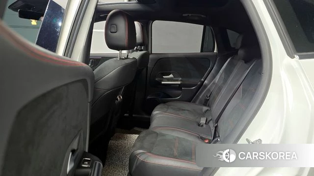 Mercedes-Benz GLA - Class H247 2021 Белый из Кореи, фото 3