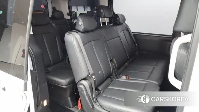 Hyundai Staria 2024 Белый из Кореи, фото 3