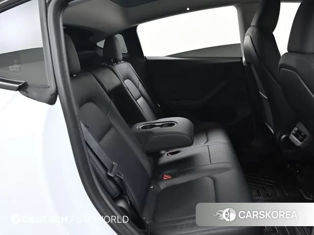 Tesla Model Y 2024 Белый из Кореи, фото 3