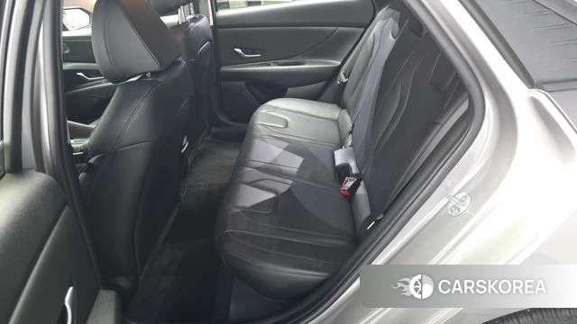 Hyundai Avante (CN7) 2020 Серебристо-серый из Кореи, фото 3