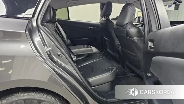 Toyota Prius 4th Generation 2018 Серый из Кореи, фото 3