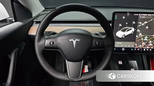 Tesla Model Y 2021 Белый из Кореи, фото 3