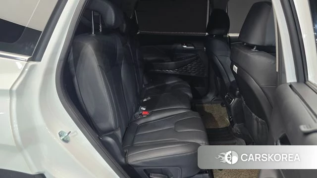 Hyundai The New Santa Fe 2023 Белый из Кореи, фото 3