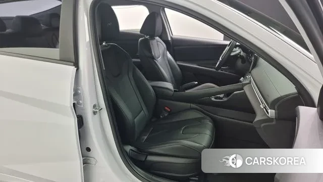 Hyundai Avante (CN7) 2022 Белый из Кореи, фото 3