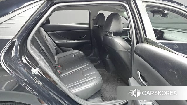 Hyundai Avante Hybrid (CN7) 2021 Черный из Кореи, фото 3