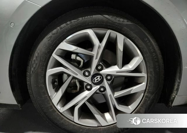 Hyundai Sonata (DN8) 2020 Серебристо-серый из Кореи, фото 3