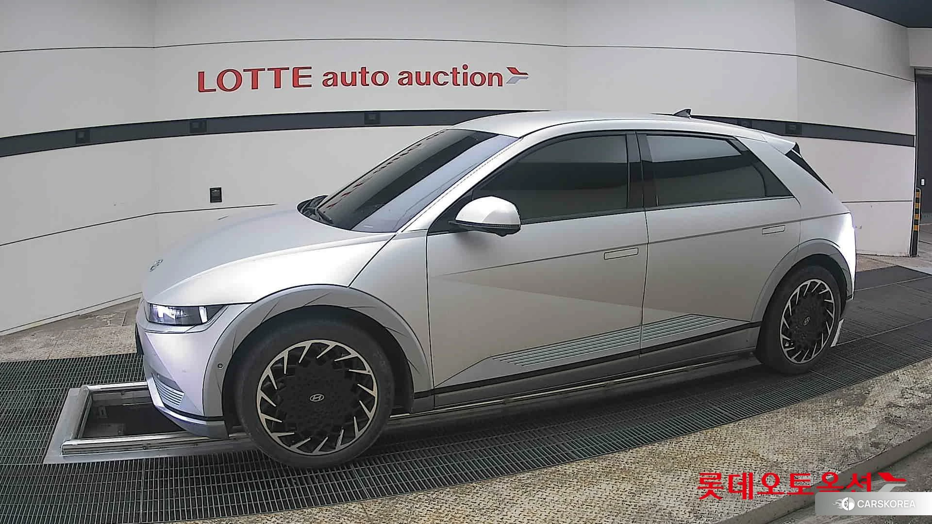 Hyundai IONIQ 5 2022 Gravity Gold Mat из Кореи, фото 3