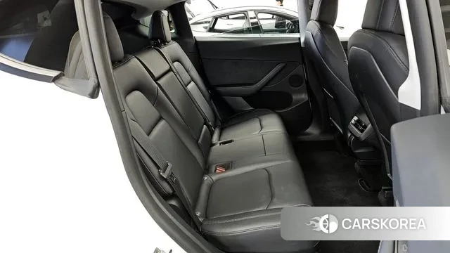 Tesla Model Y 2022 Белый из Кореи, фото 3