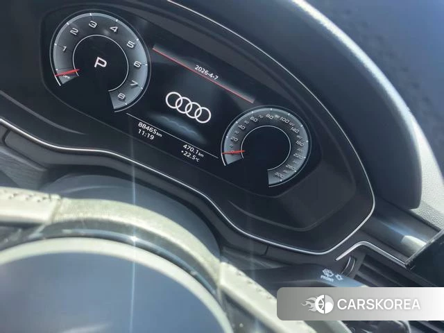 Audi A4L 2021 Темно-серый из Китая, фото 3