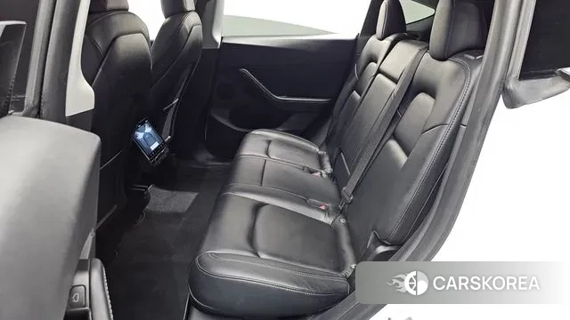 Tesla Model Y 2021 Белый из Кореи, фото 3