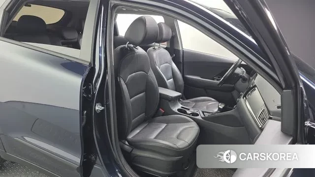 Kia Niro 2018 Синий из Кореи, фото 3