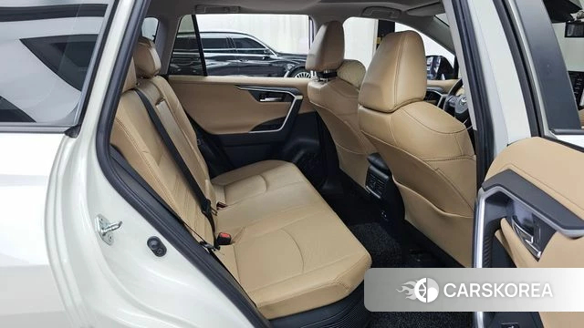 Toyota RAV4 5th Generation 2022 Белый из Кореи, фото 3