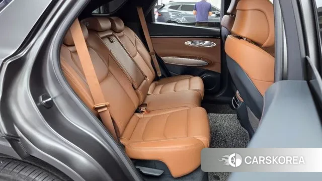 Genesis GV70 2023 Серый из Кореи, фото 3