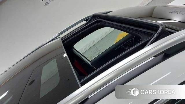 Mercedes-Benz GLB-Class X247 2025 Белый из Кореи, фото 3