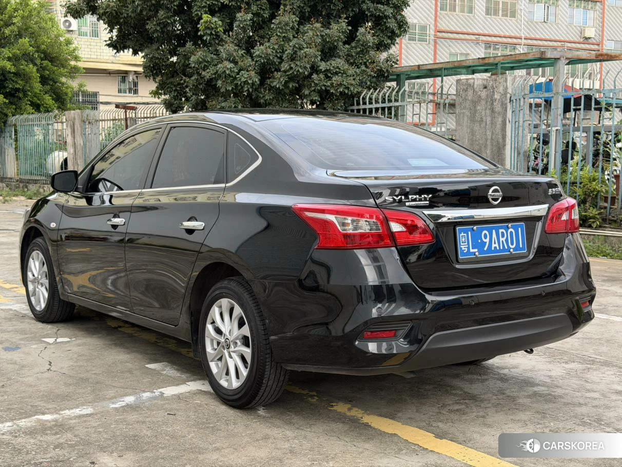 Nissan Xuan Yi 2024 Черный из Китая, фото 3