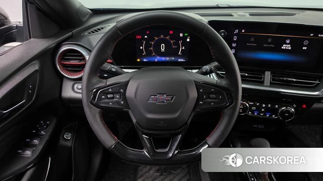 Chevrolet (GM Daewoo) Trax Crossover 2023 Черный из Кореи, фото 3