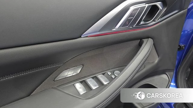 BMW 4 Series (G22) 2025 Синий из Кореи, фото 3