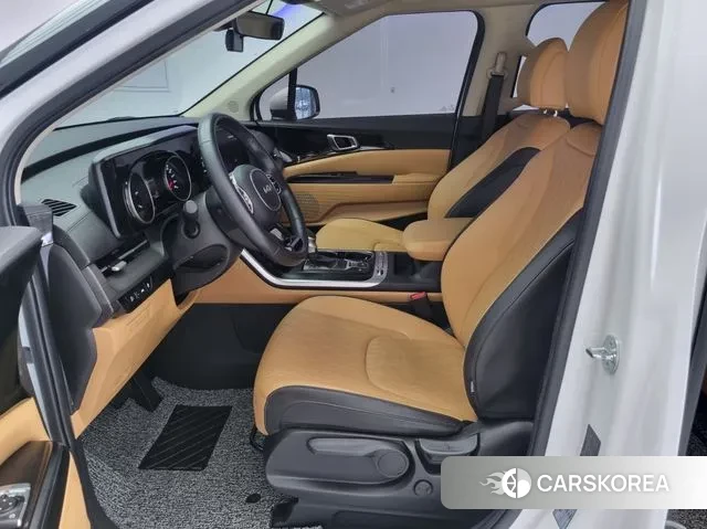 Kia Carnival 4th generation 2023 Белый из Кореи, фото 3