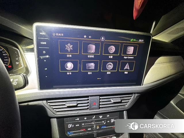 Volkswagen Bora 2023 Белый из Китая, фото 3