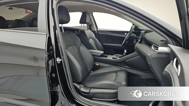 Kia K5 3rd generation 2022 Черный из Кореи, фото 3