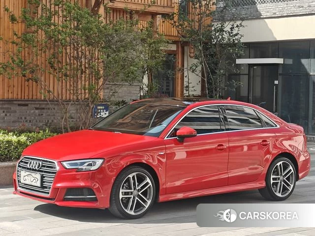 Audi A3 2018 Красный из Китая, фото 3